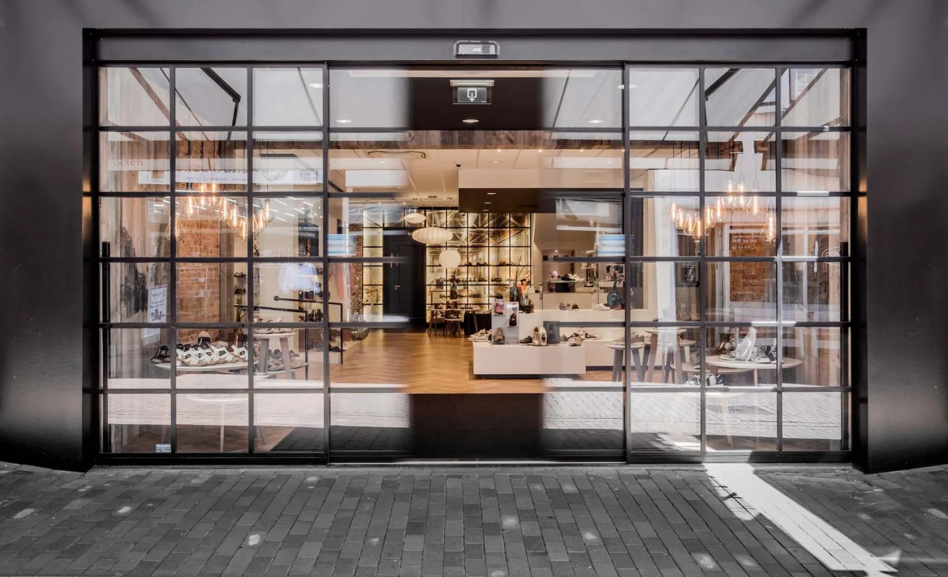 Stores QFit home shoes